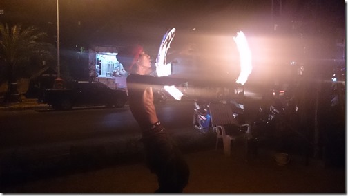 12393349785_9aea345659_b